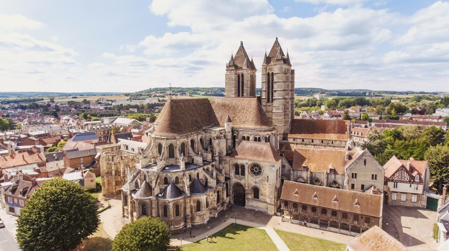 D couvrez Noyon Office De Tourisme Du Pays Noyonnais d-couvrez-noyon-office-de-tourisme-du-pays-noyonnais