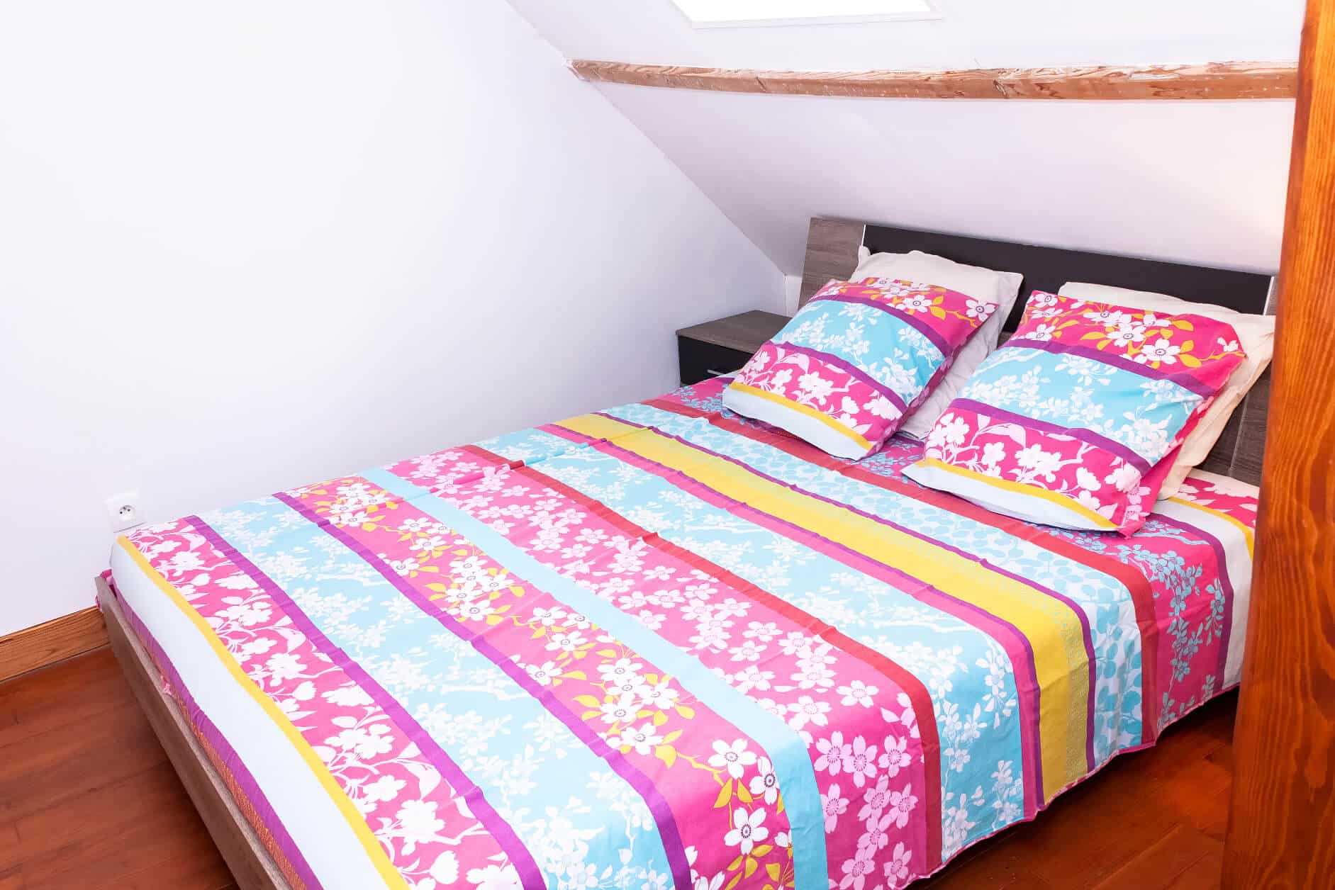 maisonvillagesalency-chambre-2